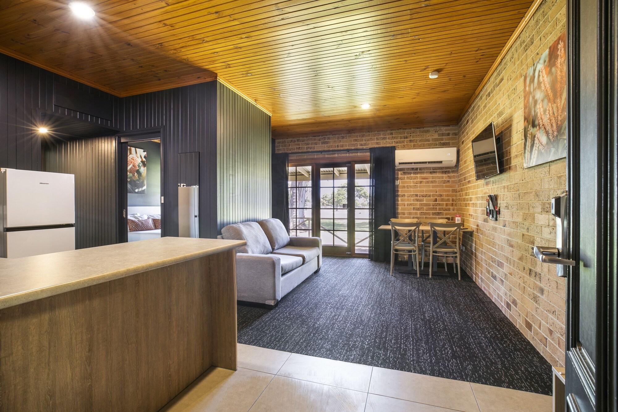 Nightcap At Macquarie Inn Anafi Exterior foto